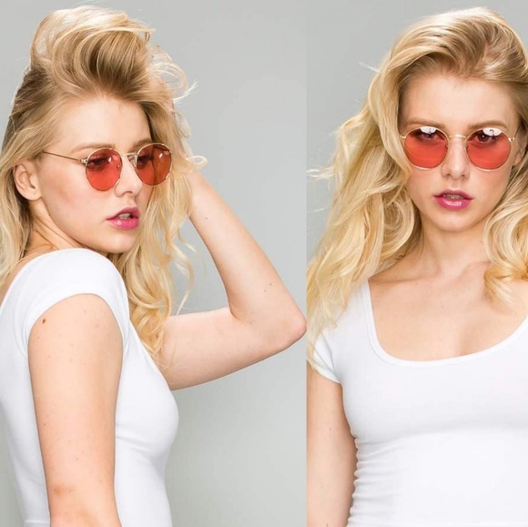 Sunglasses - Picture 1 of 1